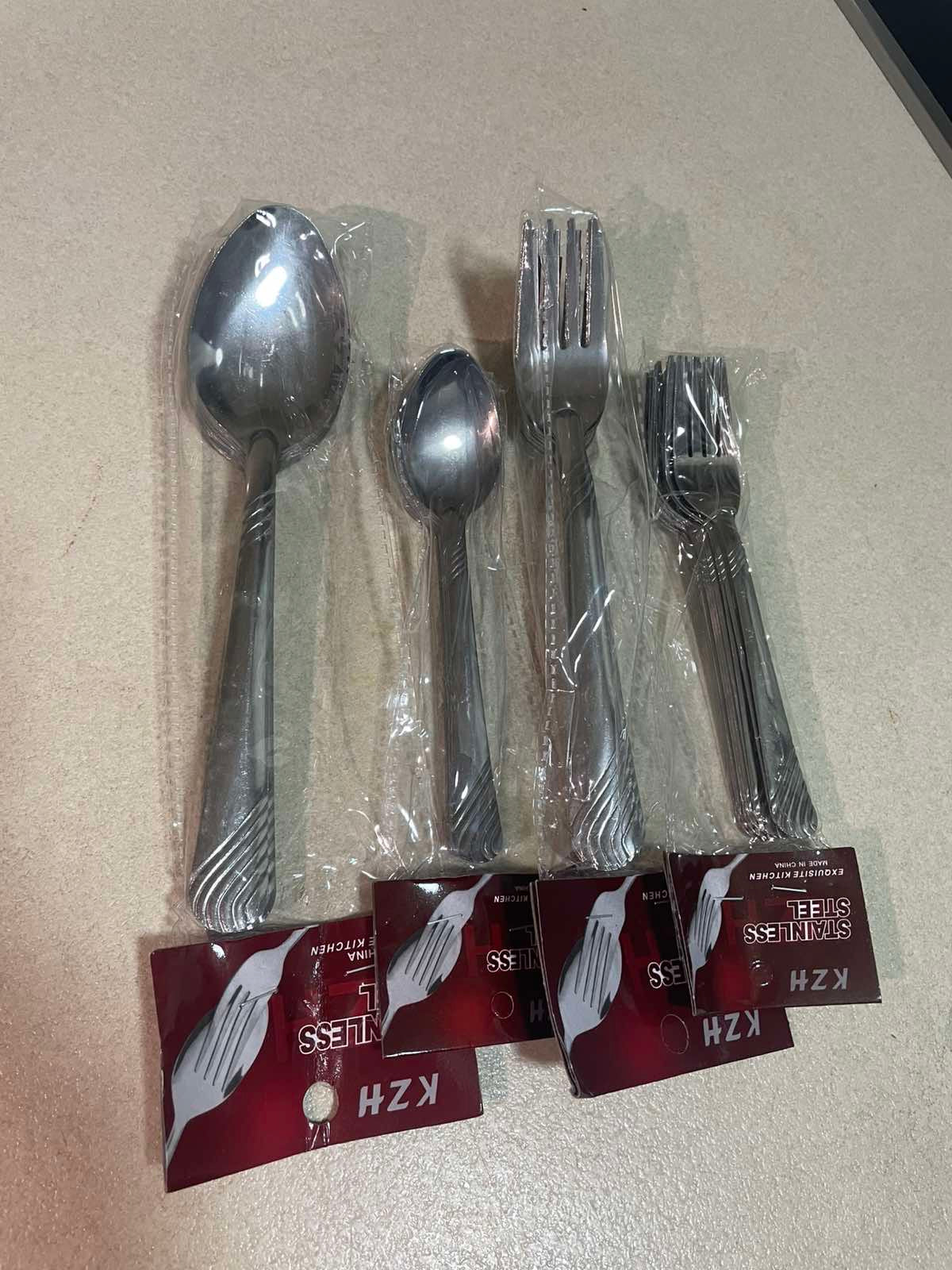 Elegantni set pribora za jelo – 60 dela